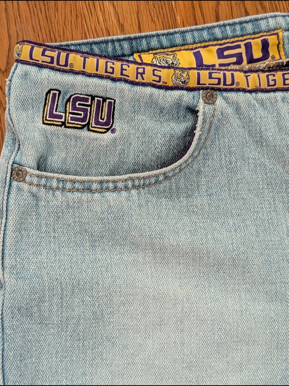 Vintage LSU Tigers Team Jeans Denim Shorts Collegiate Game Day - Picture 4 of 14